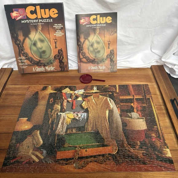 Parker Brothers Other - 1996 Clue Mystery Puzzle A Ghostly Murder 500 Pc Complete w/ Book & Magnifier